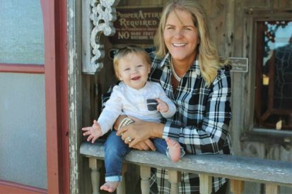 Looking for Classic American Styles for the Holidays? Appleseed’s Has It!